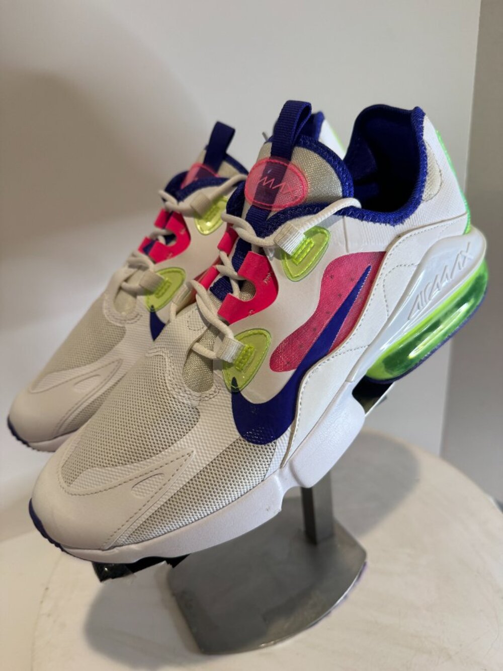 Nike Air Max Neon Running Sneakers CZ0436-100 Women's size 11 NEW